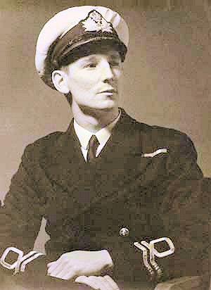 Sub-Lt David Pouncefoote Legge HKRNVR
Photo from David Legge's family ©