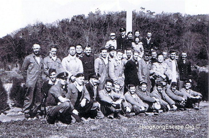 Lt-Cdr John Yorath & the RN party in Huaxi Park, Guiyang 25th January 1942 ©