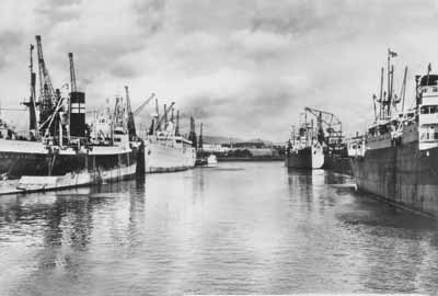 King George V dock in Glasgow ; 
Aerial photo from the Glasgow City Archives, Photographic Series ©