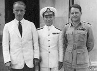 David MacDougall, Chan Chak, Max Oxford June 1946 
    Photo fromthe Oxford collection ©