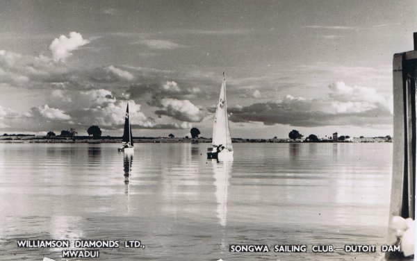 Sailing at Songwa Dutoit dam